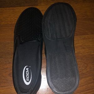 SODA slip on flats